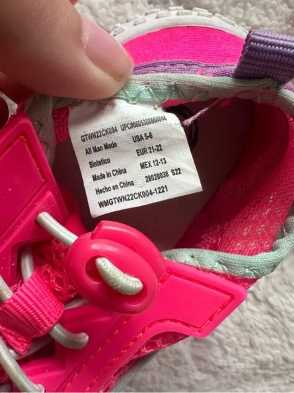 Wonder Nation | Pink Toddler Girls Water Shoes | Size 5/6